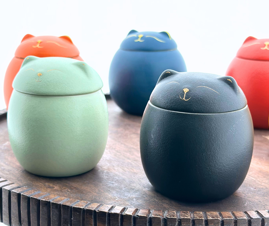 mini poezen urn mintgroen - mintgroene urnen - katten urn - dierenurn - mini urn - as - rememberme webshop
